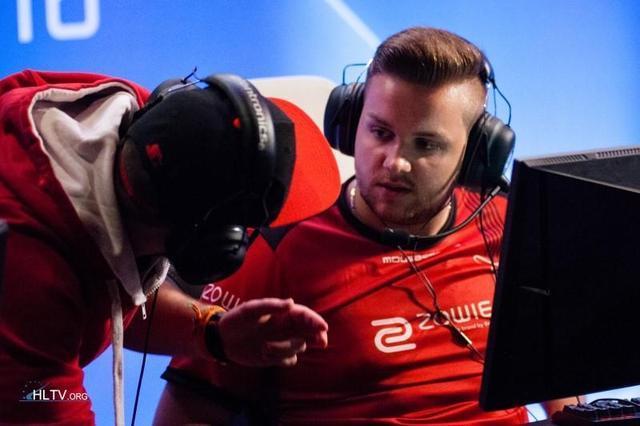 对英博支持 对英博支持